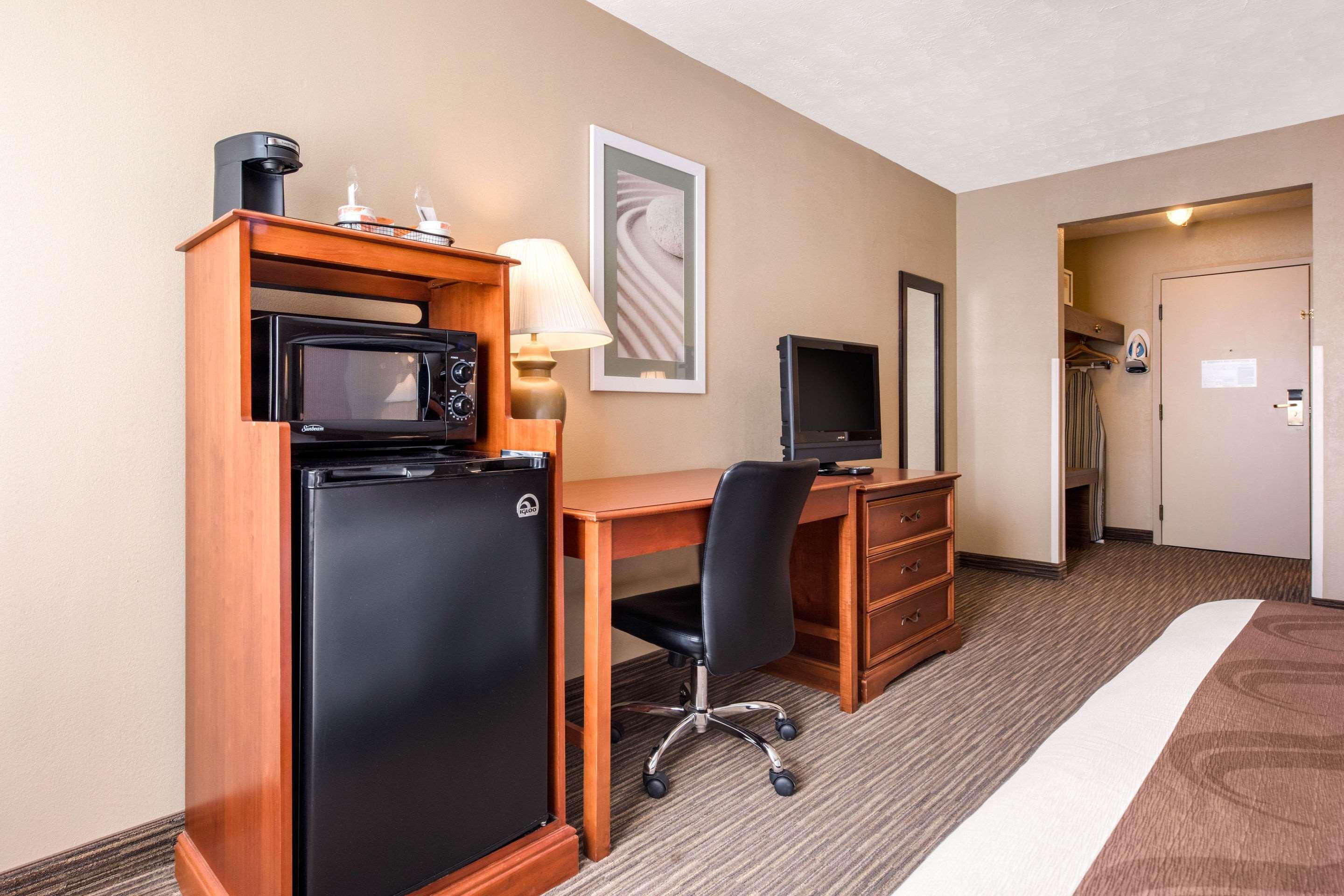 Quality Inn & Suites New Castle Exterior foto