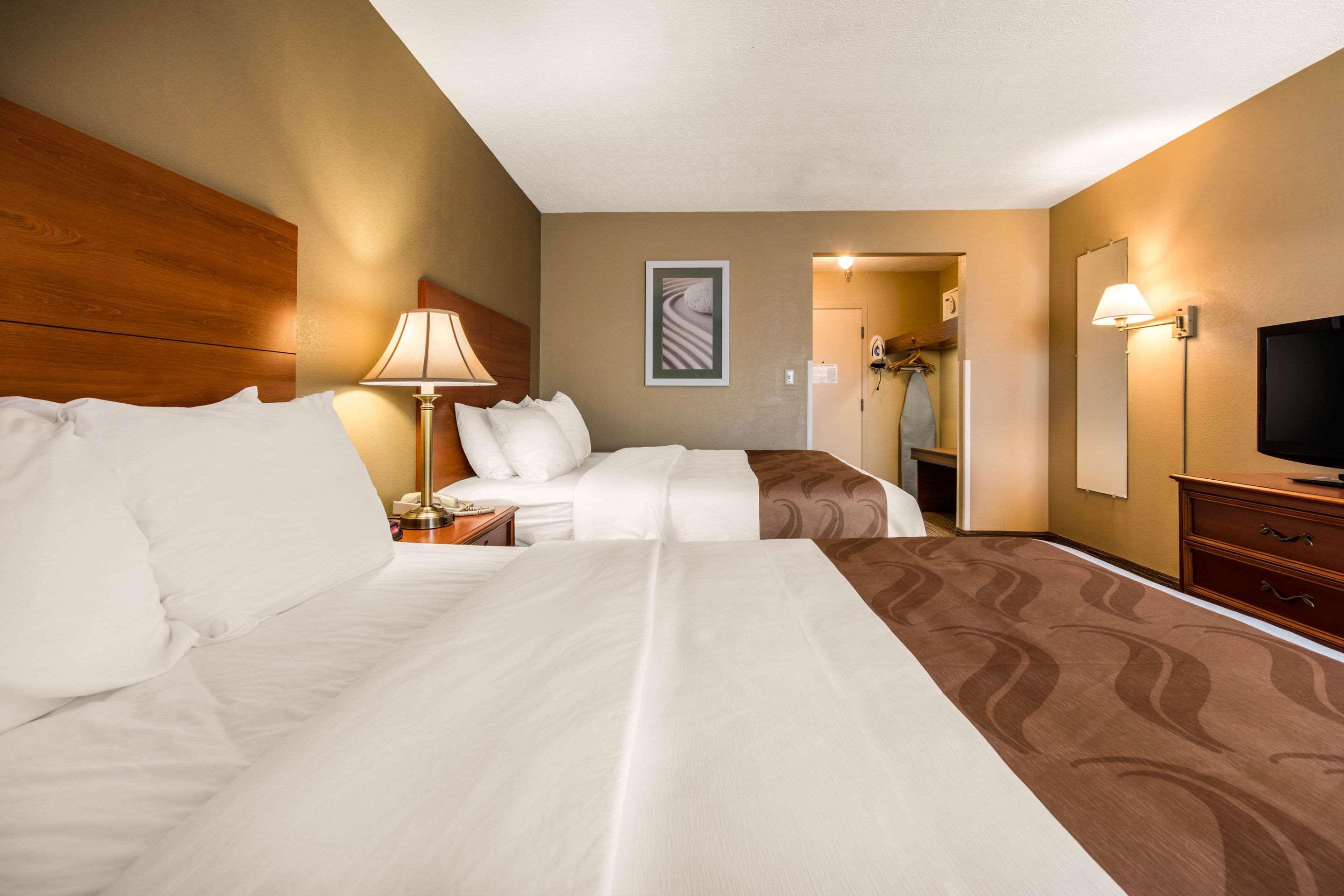 Quality Inn & Suites New Castle Exterior foto