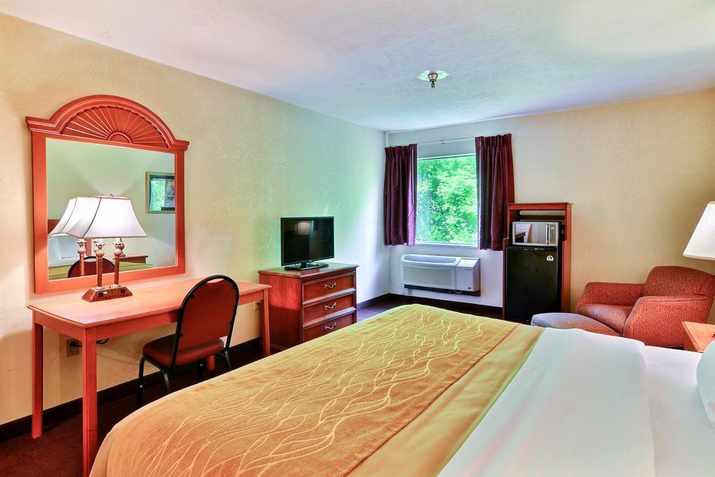 Quality Inn & Suites New Castle Exterior foto