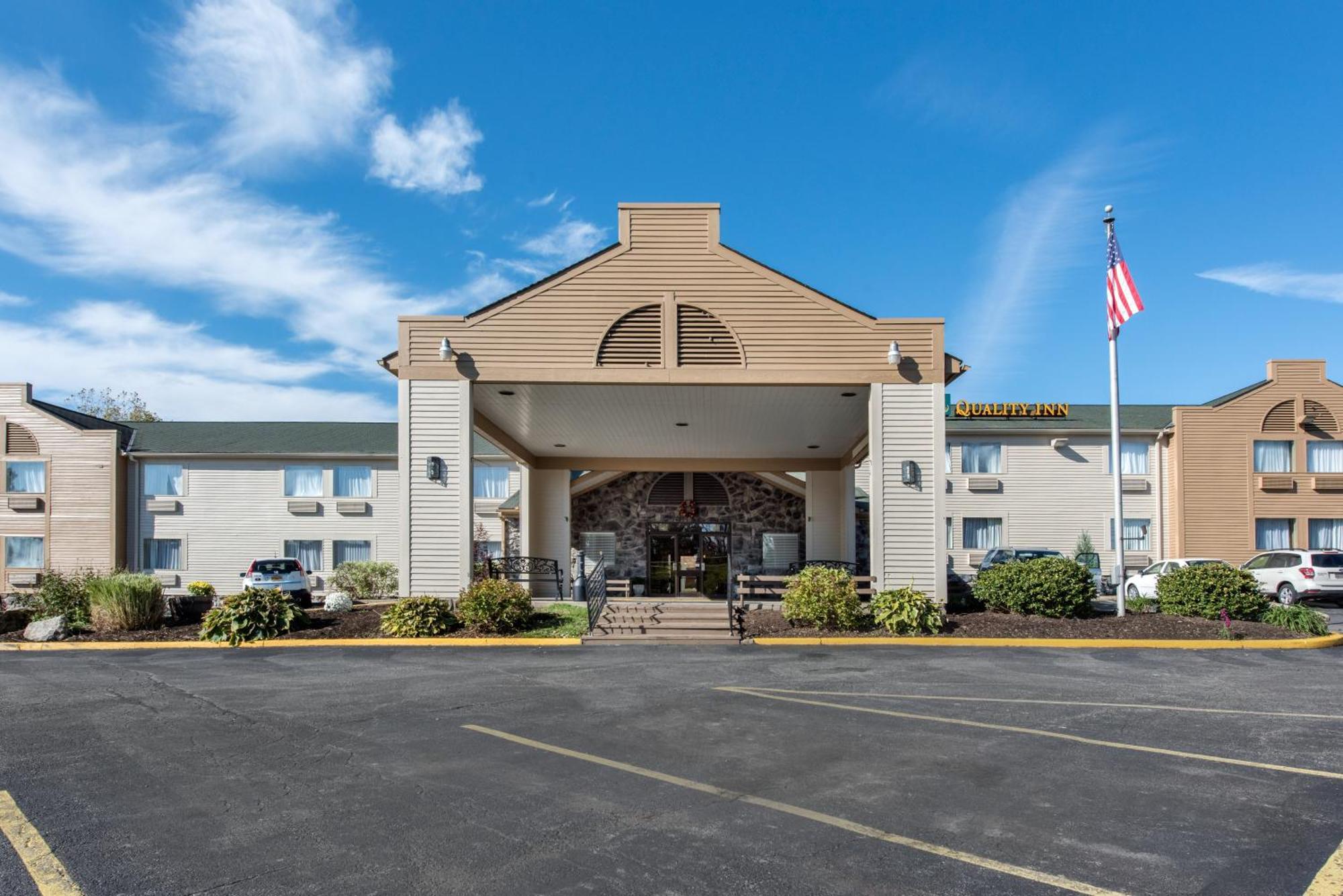 Quality Inn & Suites New Castle Exterior foto